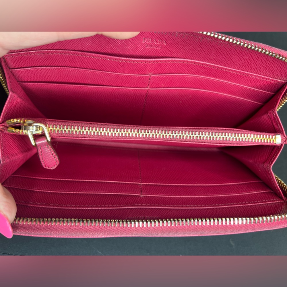PRADA wallet - Picture 9 of 13